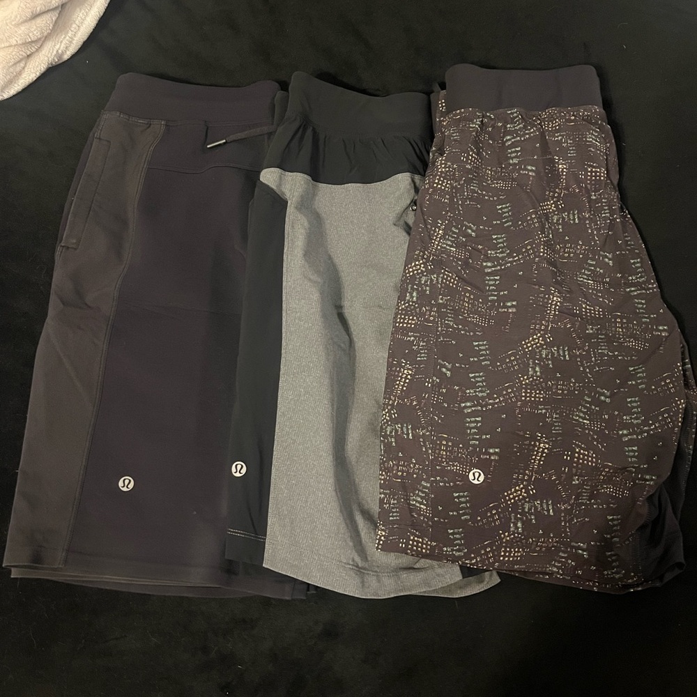 3 pairs men’s Lululemon shorts